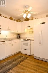 1 REYNOLDS PLACE N Prince Edward County (Wellington) Ontario photo 25