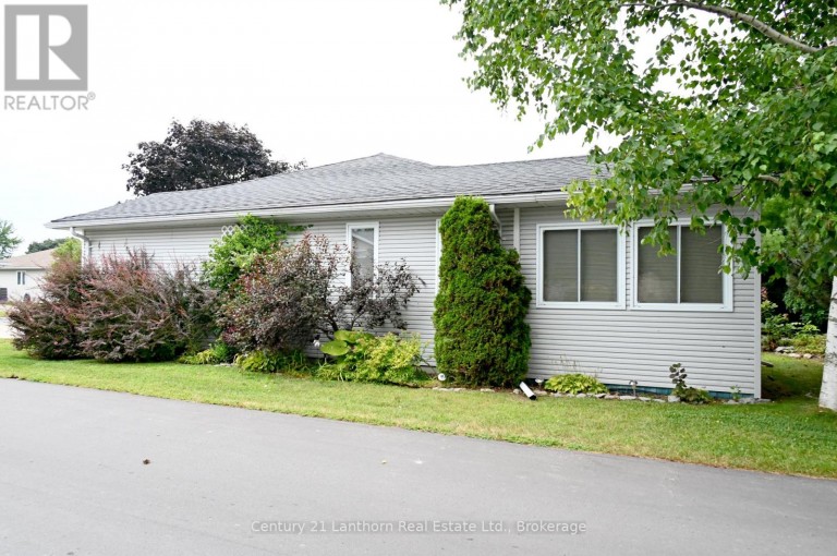 1 REYNOLDS PLACE N, Prince Edward County (Wellington), Ontario, K0K3L0