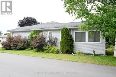 1 REYNOLDS PLACE N Prince Edward County (Wellington) Ontario photo 3