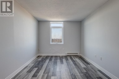 1014 - 45 POND MILLS ROAD London South (South J) Ontario photo 17