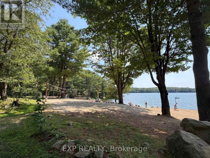 740 POPLAR CRES - 1047 BONNIE LAKE CAMP ROAD, Bracebridge (Macaulay), Ontario, P1L1W9