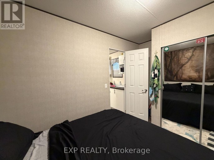 740 POPLAR CRES - 1047 BONNIE LAKE CAMP ROAD, Bracebridge (Macaulay), Ontario, P1L1W9