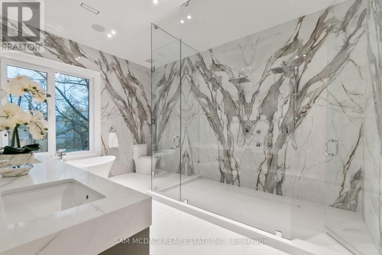 84 PEBBLERIDGE PLACE, Oakville (SW Southwest), Ontario, L6K3Y4
