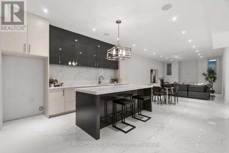 84 PEBBLERIDGE PLACE, Oakville (SW Southwest), Ontario, L6K3Y4
