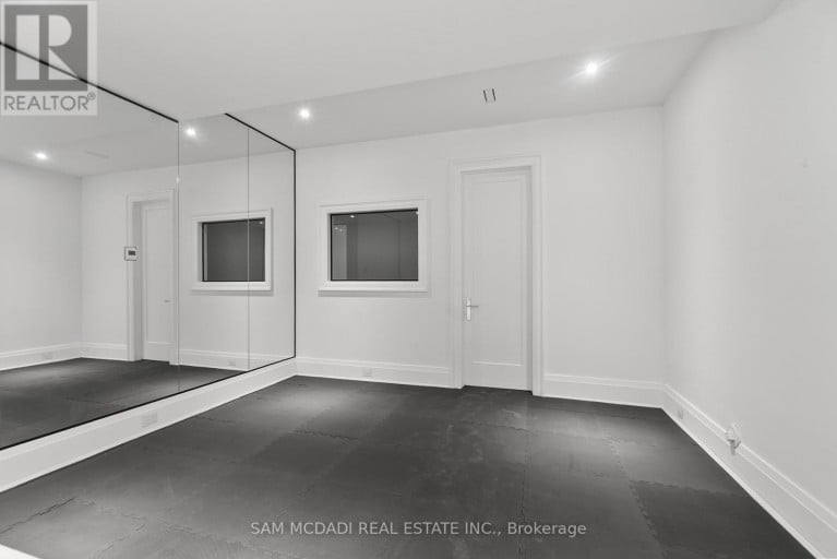 84 PEBBLERIDGE PLACE, Oakville (SW Southwest), Ontario, L6K3Y4