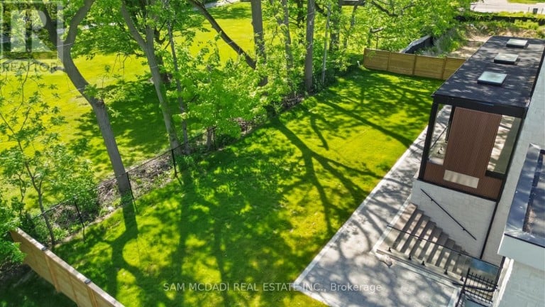 84 PEBBLERIDGE PLACE, Oakville (SW Southwest), Ontario, L6K3Y4
