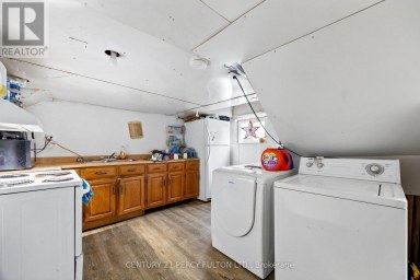 1259 CATARAQUI STREET Windsor Ontario photo 16