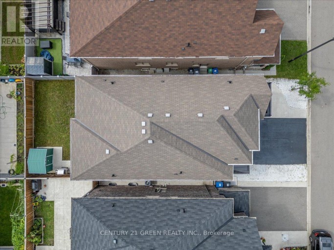 16 GRENDON CRESCENT, Brampton (Credit Valley), Ontario, L6X5N4