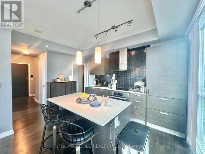 702 - 11 BOGERT AVENUE, Toronto (Lansing-Westgate), Ontario, M2N1K4