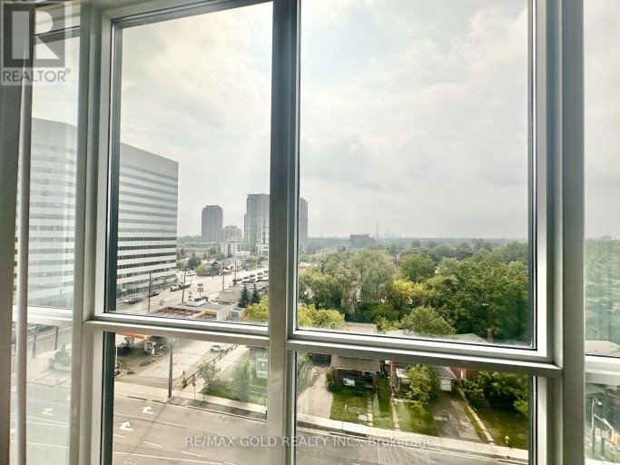 702 - 11 BOGERT AVENUE, Toronto (Lansing-Westgate), Ontario, M2N1K4