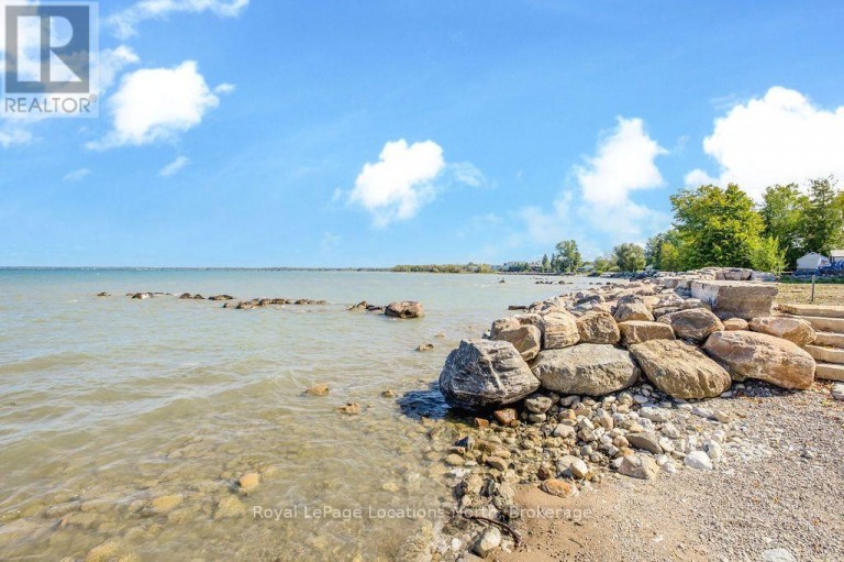 24 WILLIAM AVENUE, Wasaga Beach, Ontario, L9Z2X3