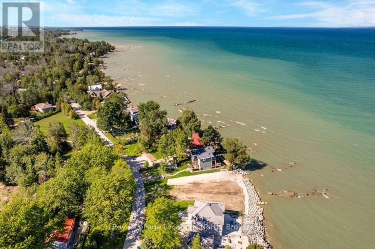 24 WILLIAM AVENUE, Wasaga Beach, Ontario, L9Z2X3