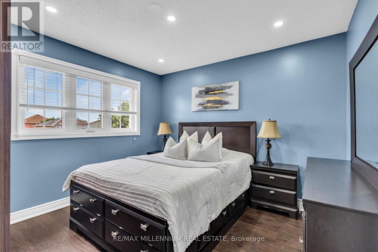 252 MOUNTAINBERRY ROAD, Brampton (Sandringham-Wellington), Ontario, L6R1H9