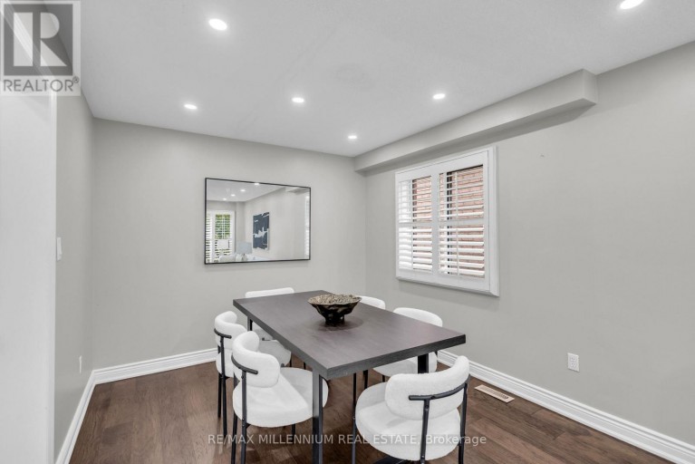 252 MOUNTAINBERRY ROAD, Brampton (Sandringham-Wellington), Ontario, L6R1H9