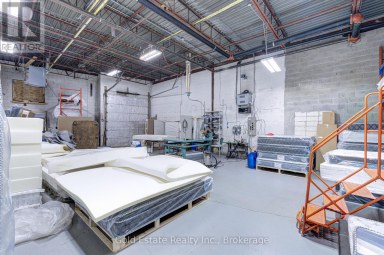 3-5 - 16 STRATHEARN AVENUE S Brampton (Steeles Industrial) Ontario photo 2