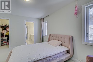 1702 CORSAL COURT Innisfil Ontario photo 20