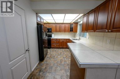 9923 88 Avenue Grande Prairie Alberta photo 11
