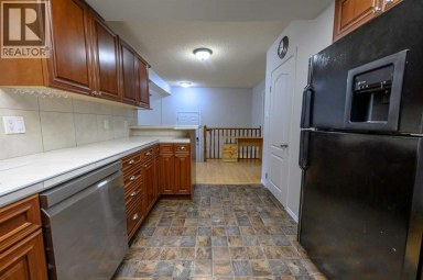 9923 88 Avenue Grande Prairie Alberta photo 15