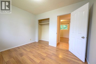 9923 88 Avenue Grande Prairie Alberta photo 27