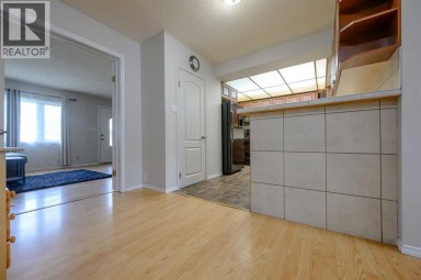 9923 88 Avenue Grande Prairie Alberta photo 32
