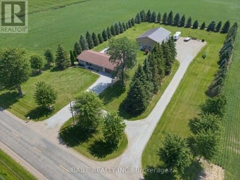 6725 CHURCHILL LINE, Brooke-Alvinston (Brooke Alvinston), Ontario