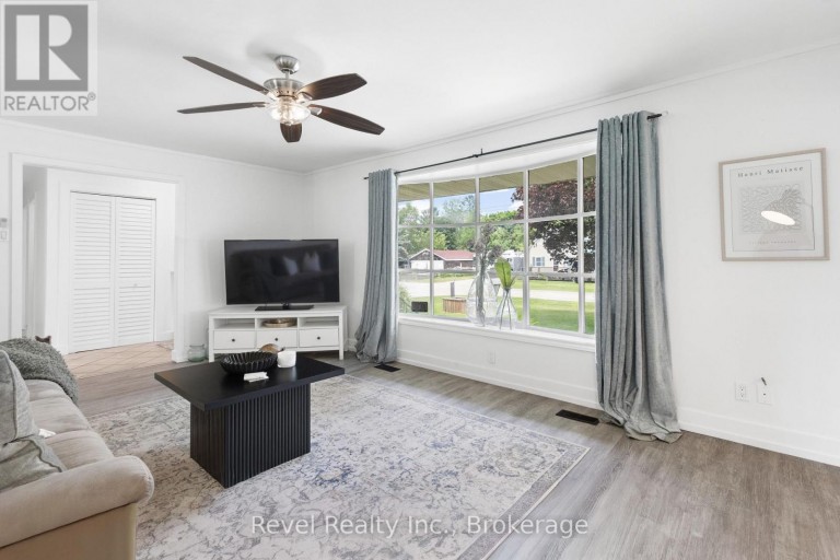 101 BOLSOVER ROAD, Kawartha Lakes (Carden), Ontario, K0M1B0