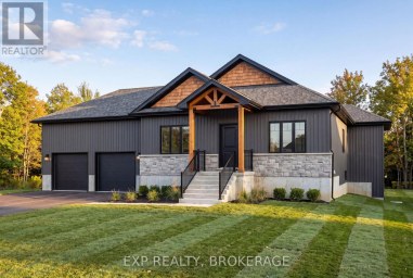 2619 PERTH ROAD, Kingston (City North of 401) Ontario
