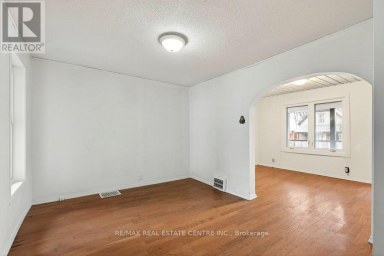 23 FREDERICK AVENUE Hamilton (Crown Point) Ontario photo 11