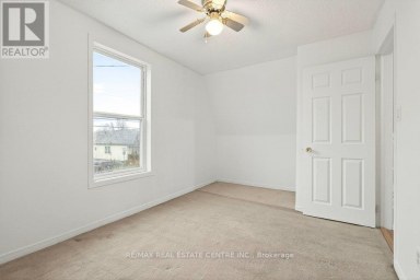 23 FREDERICK AVENUE Hamilton (Crown Point) Ontario photo 17