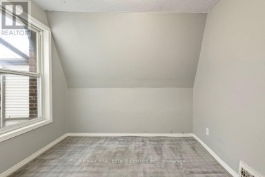 23 FREDERICK AVENUE Hamilton (Crown Point) Ontario photo 19