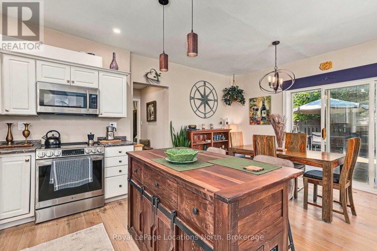 58 MARKET STREET, Collingwood, Ontario, L9Y3M6