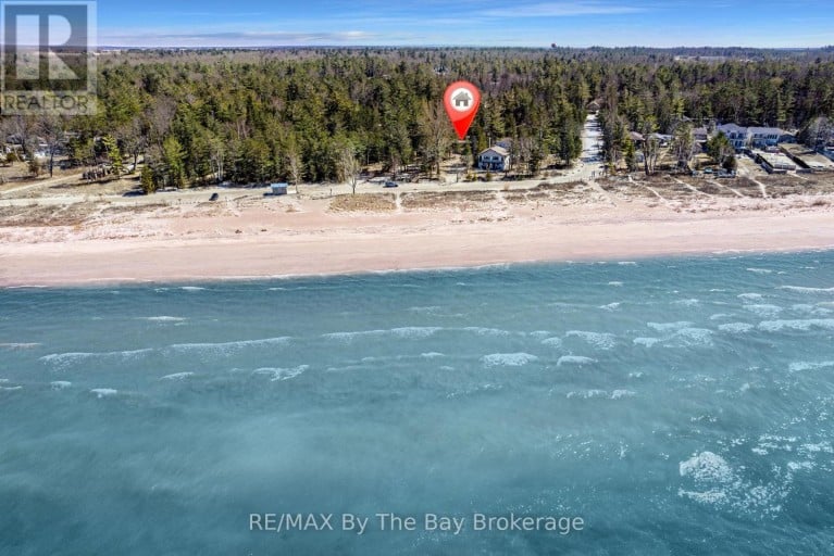278 COASTLINE DRIVE, Wasaga Beach, Ontario, L9Z2M4