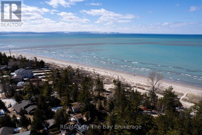278 COASTLINE DRIVE, Wasaga Beach, Ontario, L9Z2M4