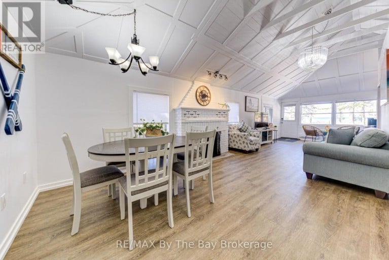 278 COASTLINE DRIVE, Wasaga Beach, Ontario, L9Z2M4