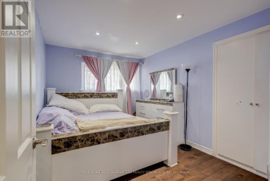 5 HALLOW CRESCENT Toronto (Rexdale-Kipling) Ontario photo 17