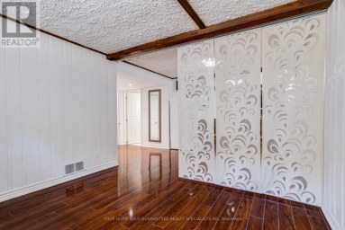 5 HALLOW CRESCENT Toronto (Rexdale-Kipling) Ontario photo 26