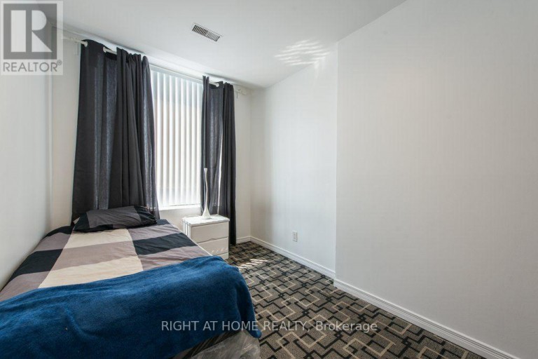 812 BLOOR STREET W, Toronto (Dovercourt-Wallace Emerson-Junction), Ontario, M6G1L9