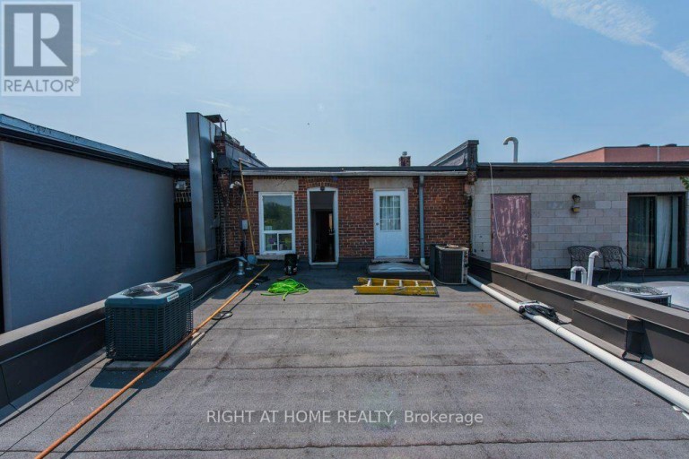 812 BLOOR STREET W, Toronto (Dovercourt-Wallace Emerson-Junction), Ontario, M6G1L9