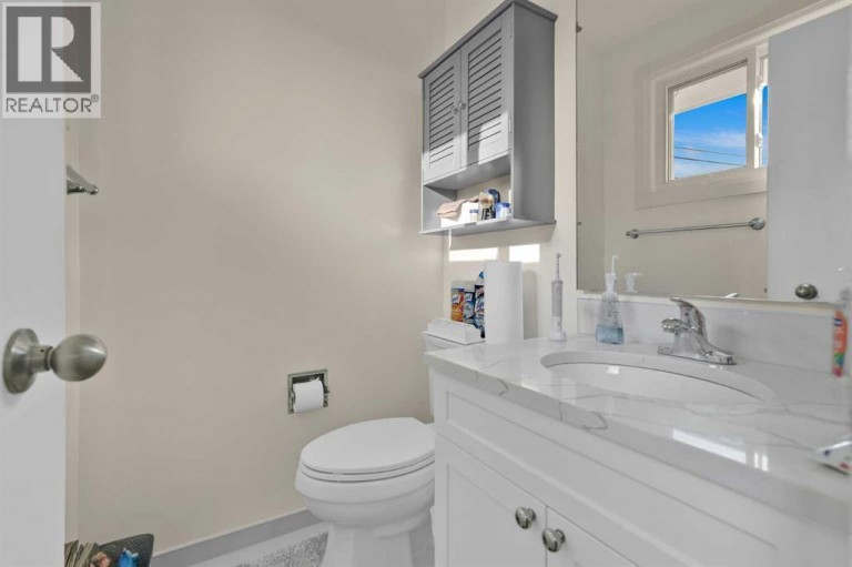 19 Maryvale Crescent NE, Calgary, Alberta, T2A2V5