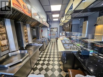 4 - 377 BURNHAMTHORPE ROAD E Mississauga (Rathwood) Ontario photo 5