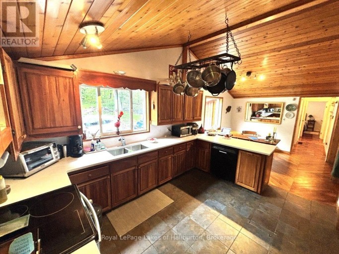 10 NEVISON DRIVE, Kawartha Lakes (Somerville), Ontario, K0M2L0