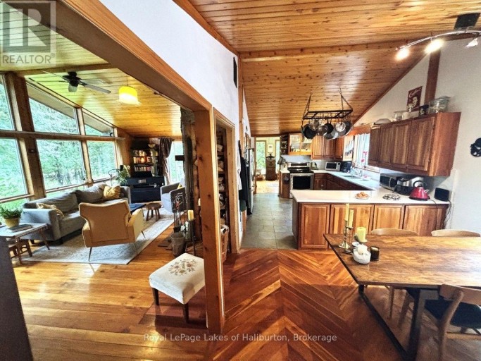 10 NEVISON DRIVE, Kawartha Lakes (Somerville), Ontario, K0M2L0