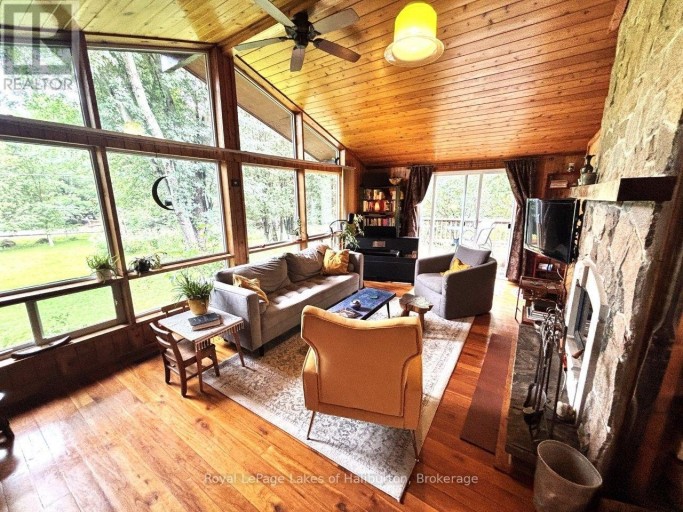 10 NEVISON DRIVE, Kawartha Lakes (Somerville), Ontario, K0M2L0