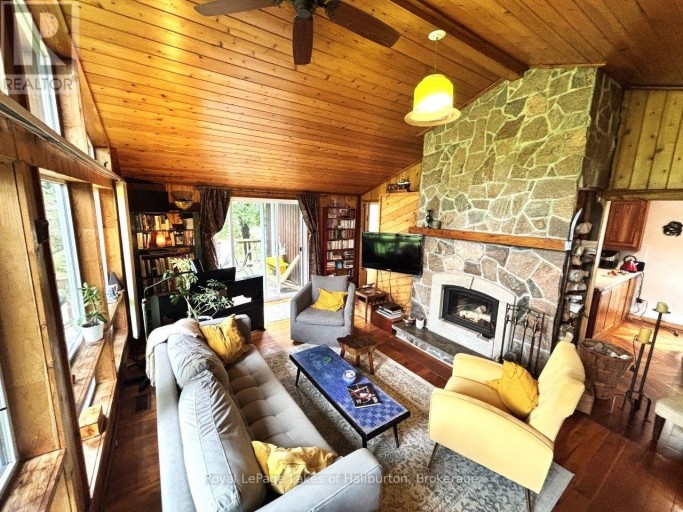 10 NEVISON DRIVE, Kawartha Lakes (Somerville), Ontario, K0M2L0