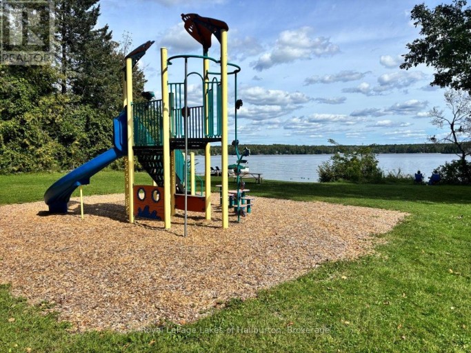 10 NEVISON DRIVE, Kawartha Lakes (Somerville), Ontario, K0M2L0