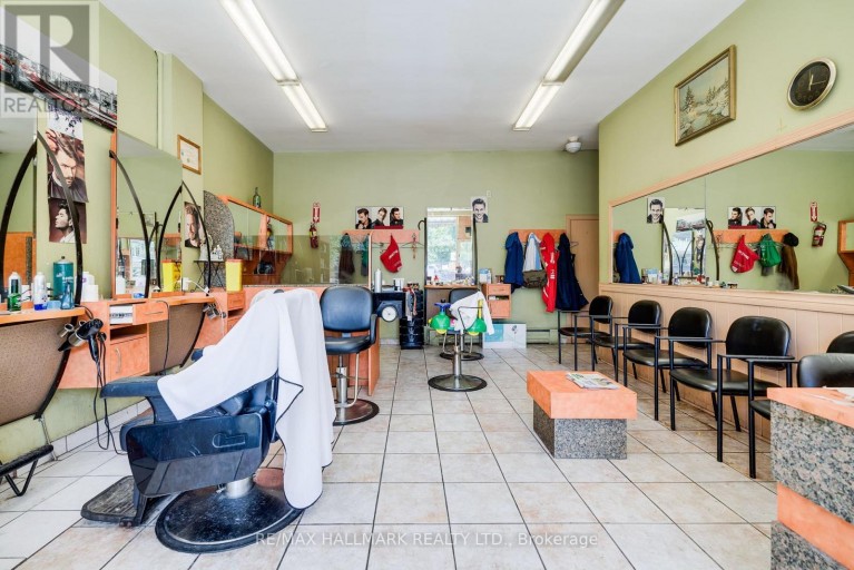 1786 DANFORTH AVENUE, Toronto (East End-Danforth), Ontario, M4C1H8
