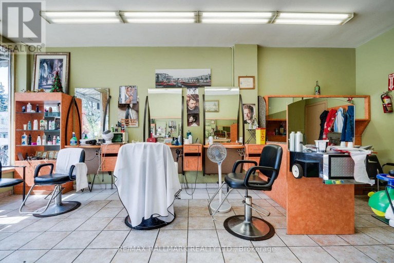 1786 DANFORTH AVENUE, Toronto (East End-Danforth), Ontario, M4C1H8