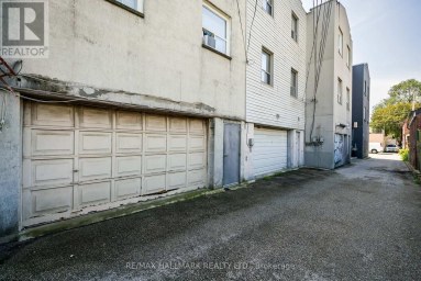 2424 DANFORTH AVENUE Toronto (East End-Danforth) Ontario photo 13