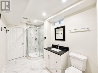 2339 DRESS CIRCLE CRESCENT Oshawa (Windfields) Ontario photo 14