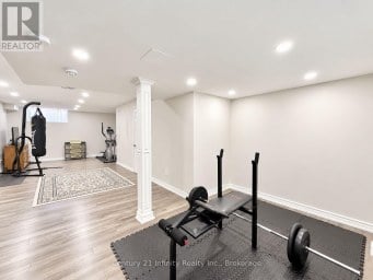 2339 DRESS CIRCLE CRESCENT Oshawa (Windfields) Ontario photo 17